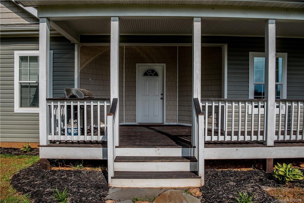 91 McCurry Road, Unit 2 Weaverville, NC 28787 - Photo 3 of 34 Gallery Image 3