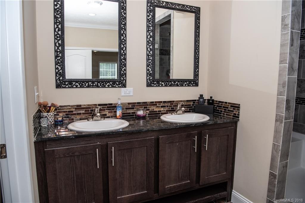 91 McCurry Road, Unit 2 Weaverville, NC 28787 - Photo 23 of 34 Gallery Image 23