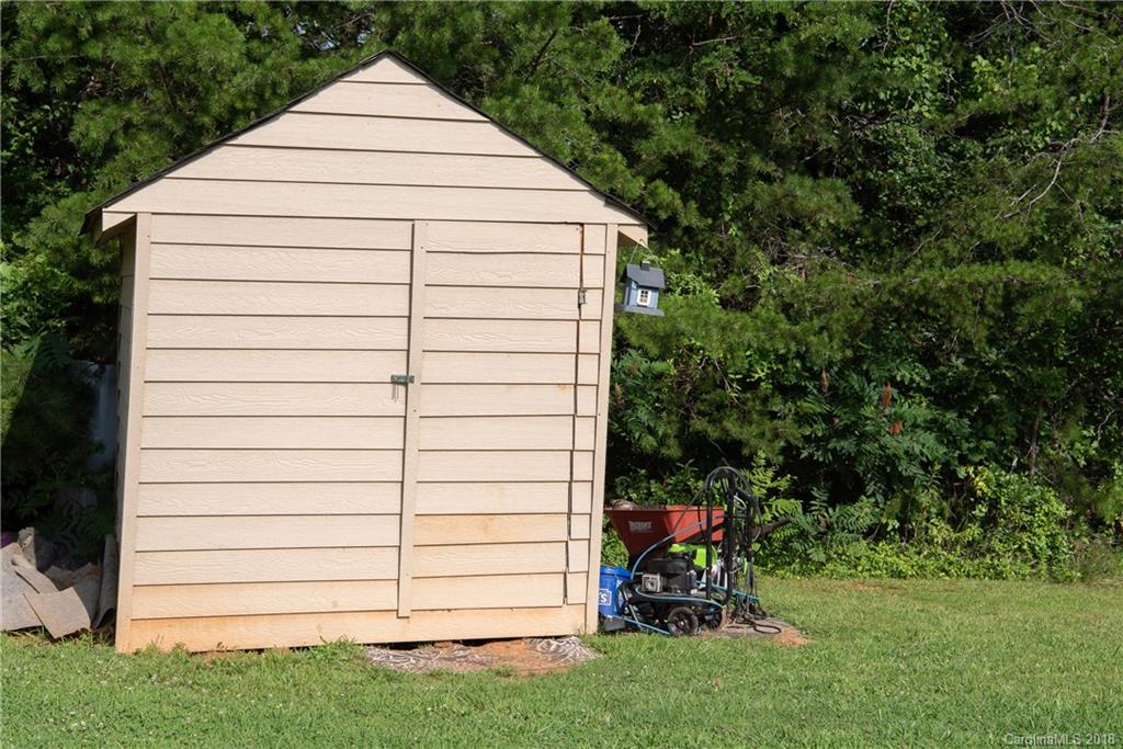 91 McCurry Road, Unit 2 Weaverville, NC 28787 - Photo 33 of 34 Gallery Image 33