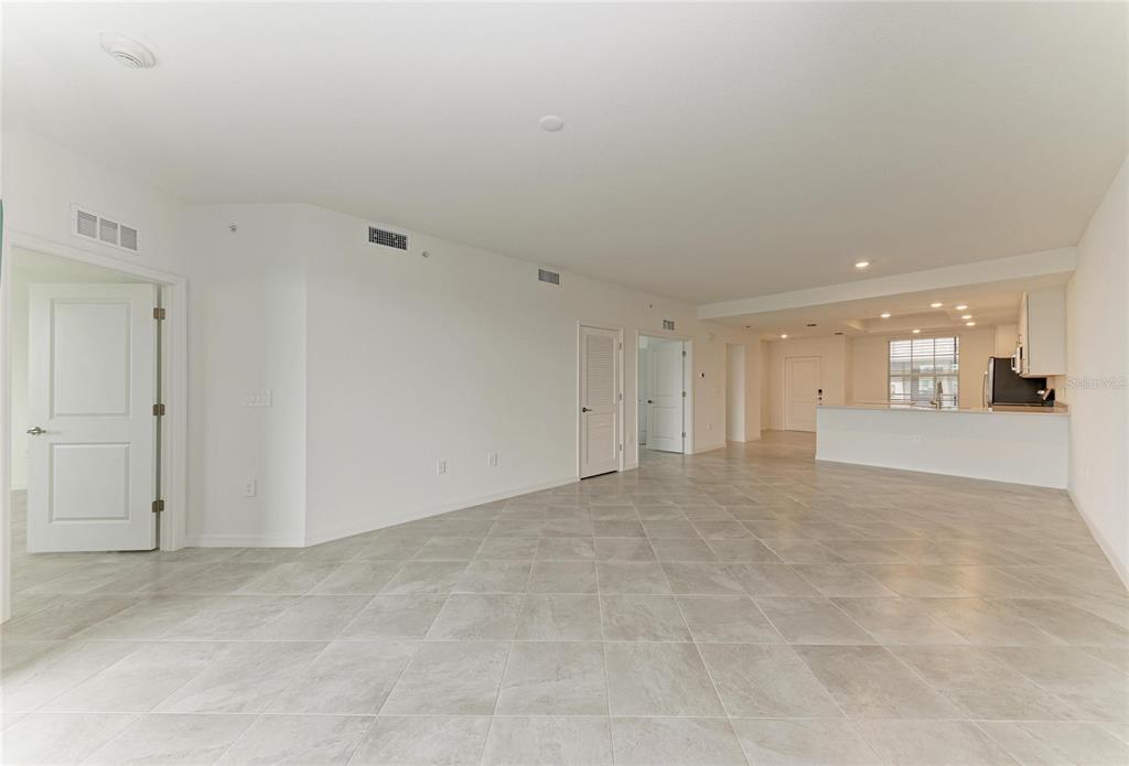 19015 Scallop Loop, Unit 7118 Lakewood Ranch, FL 34211 - Photo 13 of 48 a view of an empty room