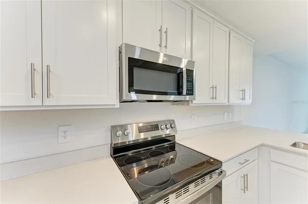 a view of utility room