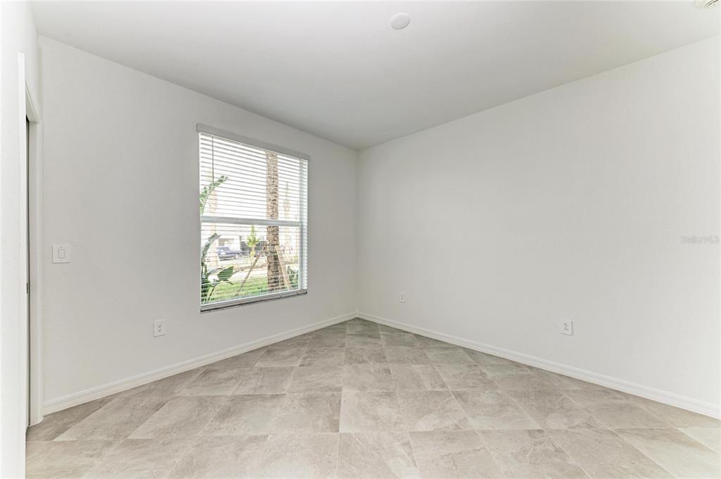 19015 Scallop Loop, Unit 7118 Lakewood Ranch, FL 34211 - Photo 29 of 48 an empty room with a window
