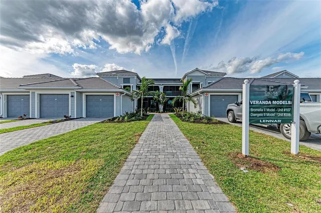 $3,300 | 19015 Scallop Loop, Unit 108, Lakewood Ranch, FL 34211