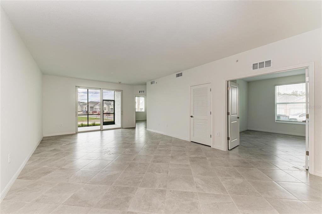 19015 Scallop Loop, Unit 7118 Lakewood Ranch, FL 34211 - Photo 8 of 48