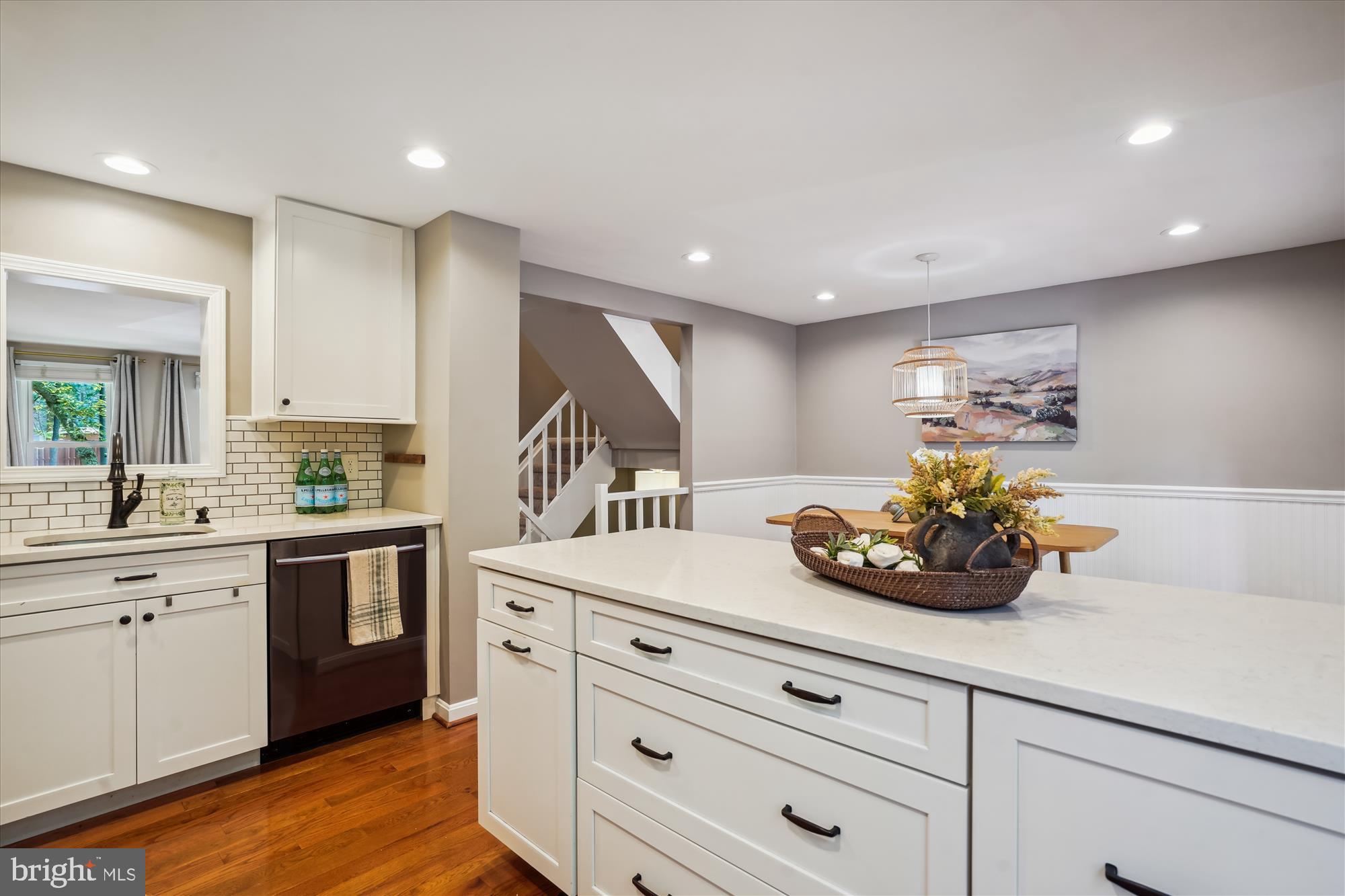 6507 Field Master Drive Springfield, VA 22152 - Photo 12 of 35 Kitchen
