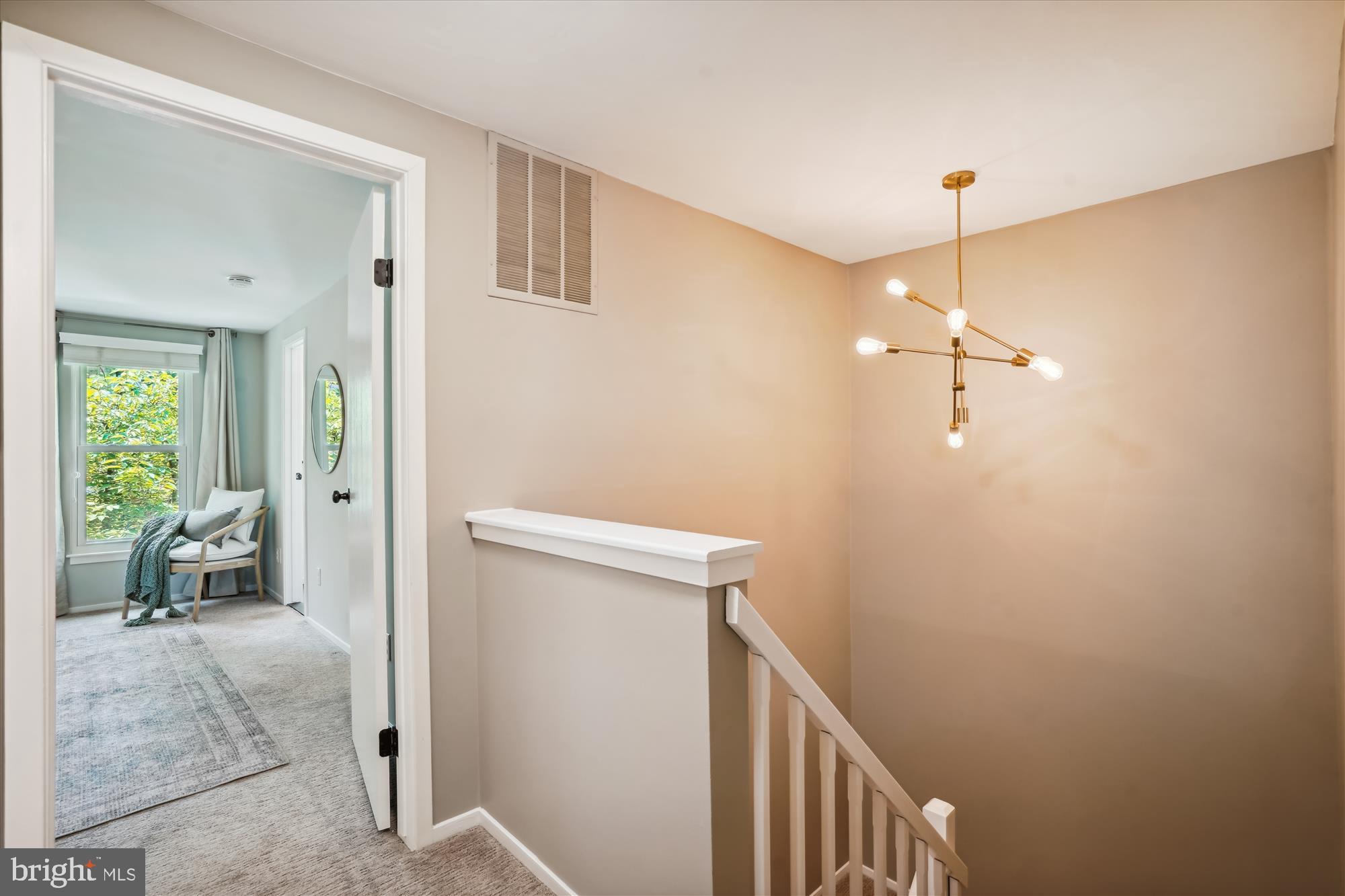 6507 Field Master Drive Springfield, VA 22152 - Photo 28 of 35 Hallway