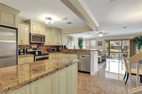 $3,299 | 1975 Discovery Circle West, Deerfield Beach, FL 33442