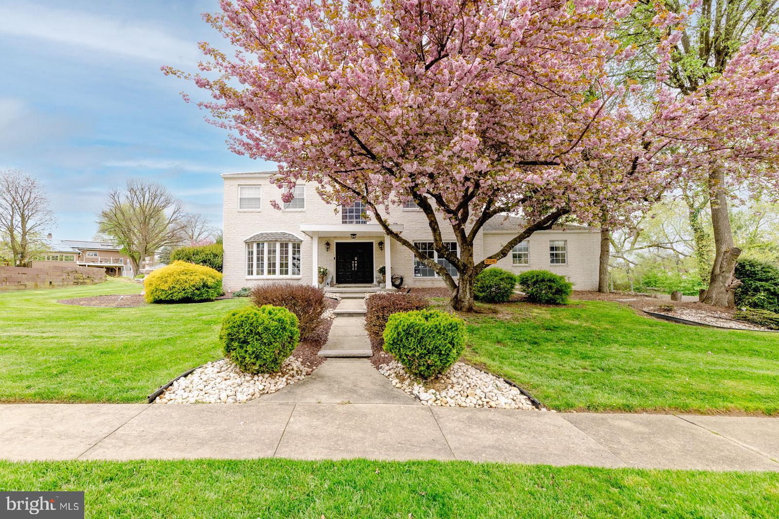 294 Betsy Road Huntingdon Valley, PA 19006 - Photo 2 of 50 View