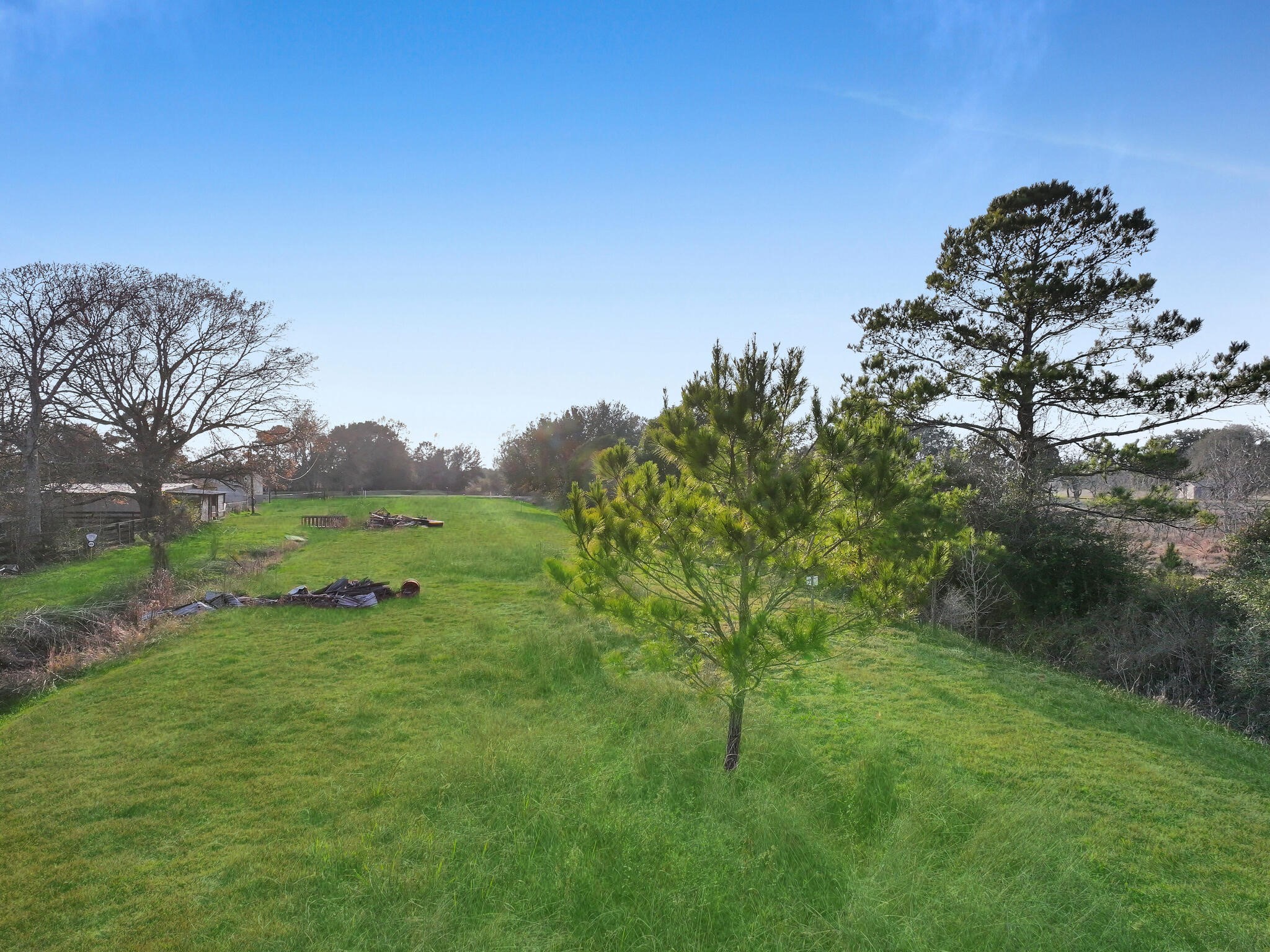 16195 Marsh Road Hamshire, TX 77622 - Photo 2 of 15