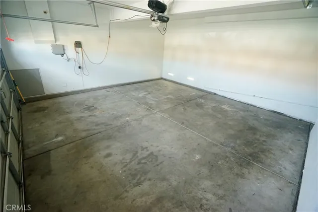 $2,500 | 14001 Jockey Lane, Victorville, CA 92394