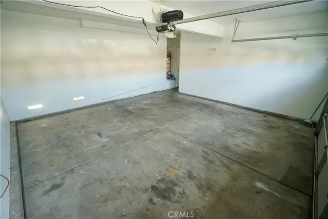 $2,500 | 14001 Jockey Lane, Victorville, CA 92394