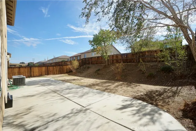 $2,500 | 14001 Jockey Lane, Victorville, CA 92394