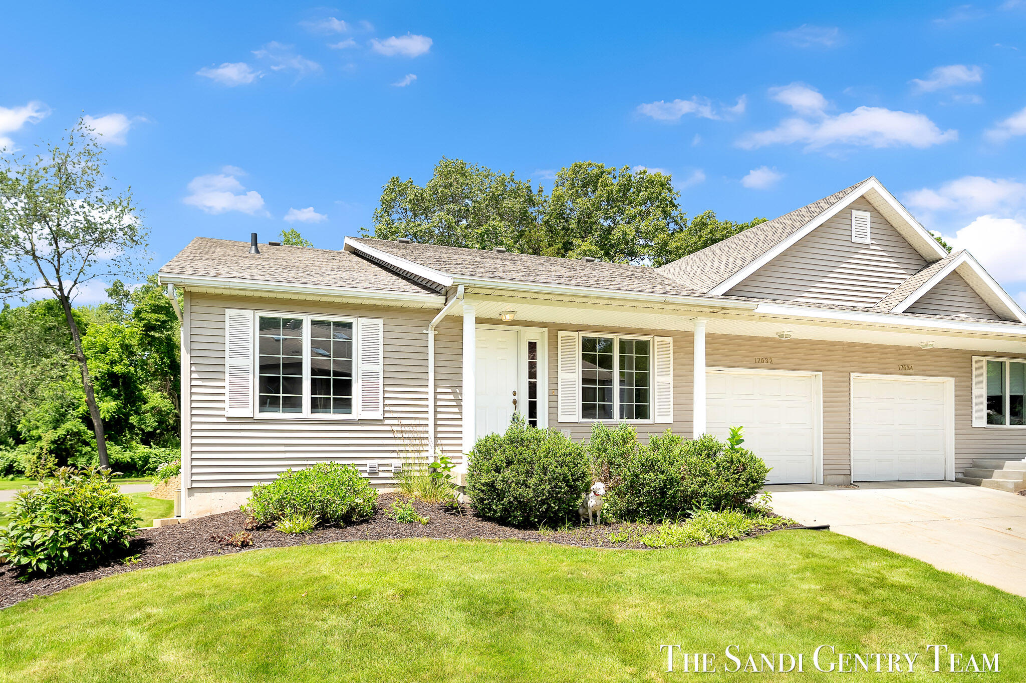 17632 Dustin Drive Spring Lake, MI 49456 - Photo 1 of 23 AIV00449