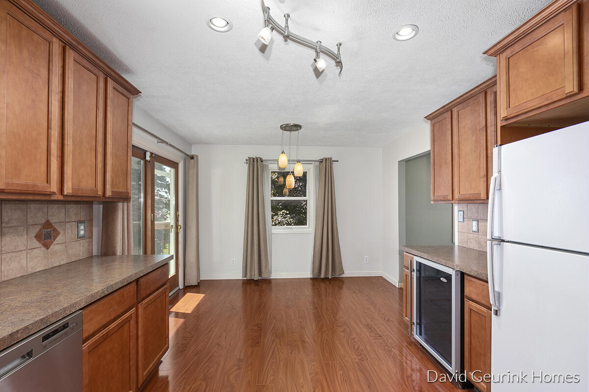 4800 Airline Road Muskegon, MI 49444 - Photo 12 of 36 IMG_1010