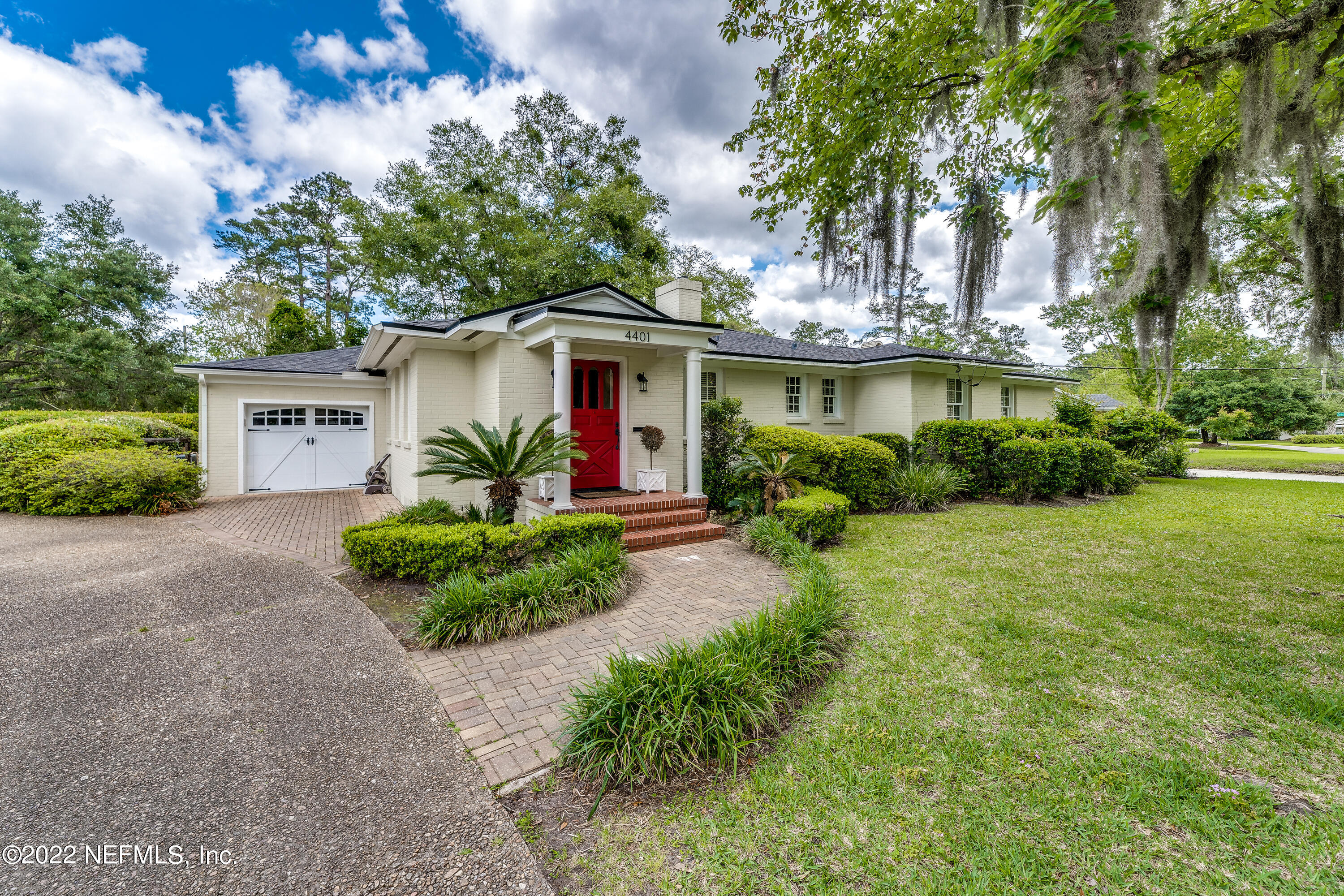 4401 Country Club Road Jacksonville, FL 32210 - Photo 1 of 38 4401-5