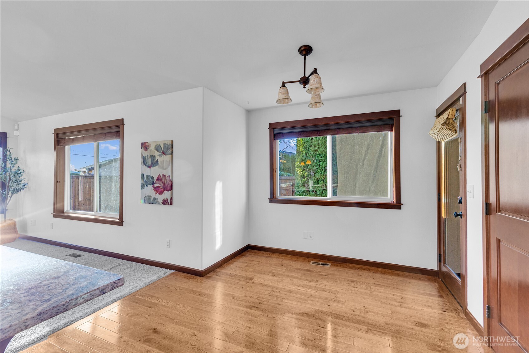 15530 Sunset Road Bothell, WA 98012 - Photo 12 of 28