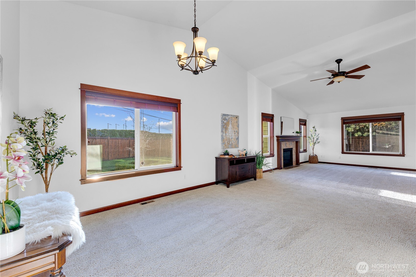 15530 Sunset Road Bothell, WA 98012 - Photo 5 of 28