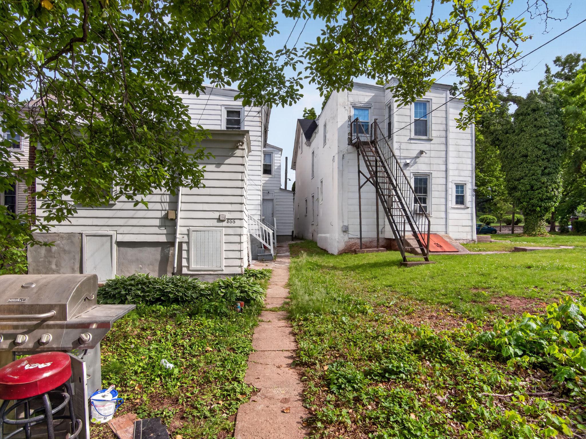 866 East High Street Pottstown, PA 19464 - Photo 21 of 45 Rear View