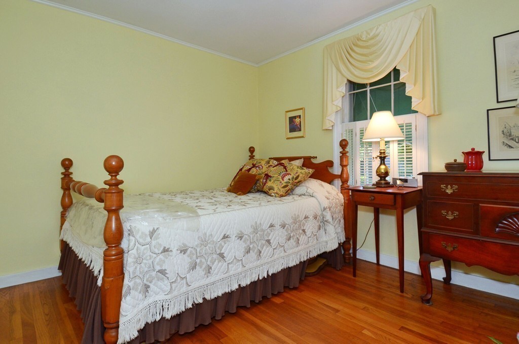 6 Maplewood Road Shrewsbury, MA 01545 - Photo 13 of 22 Gallery Image 13