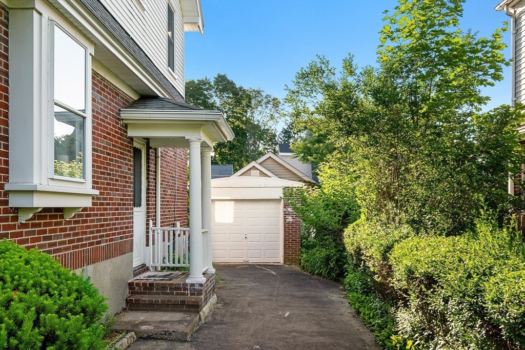 1643 Washington Street Newton, MA 02465 - Photo 24 of 29