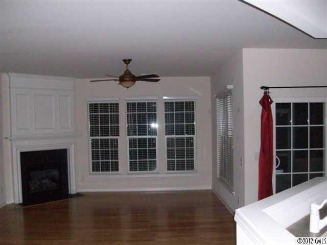 6410 Ridgeview Commons Drive Charlotte, NC 28269 - Photo 5 of 16 Gallery Image 5