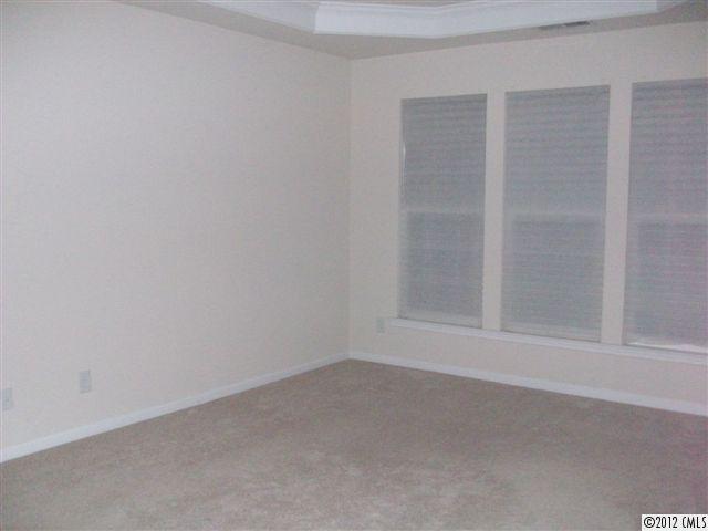6410 Ridgeview Commons Drive Charlotte, NC 28269 - Photo 10 of 16 Gallery Image 10