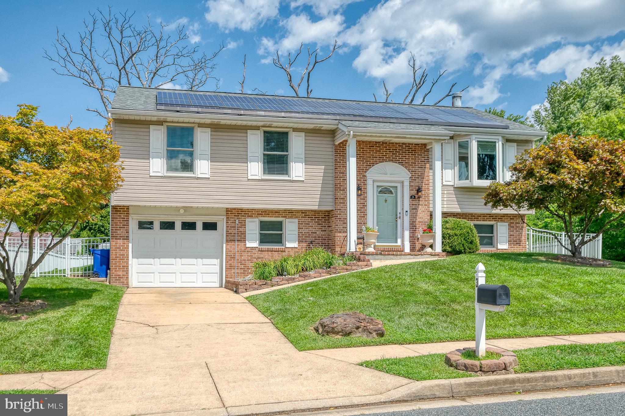3 Crestview Garth Rosedale, MD 21237 - Photo 3 of 68 One car garage