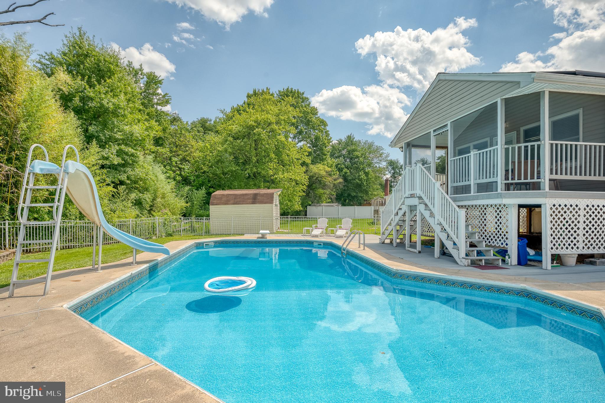 3 Crestview Garth Rosedale, MD 21237 - Photo 59 of 68 Inviting on these hot summer days