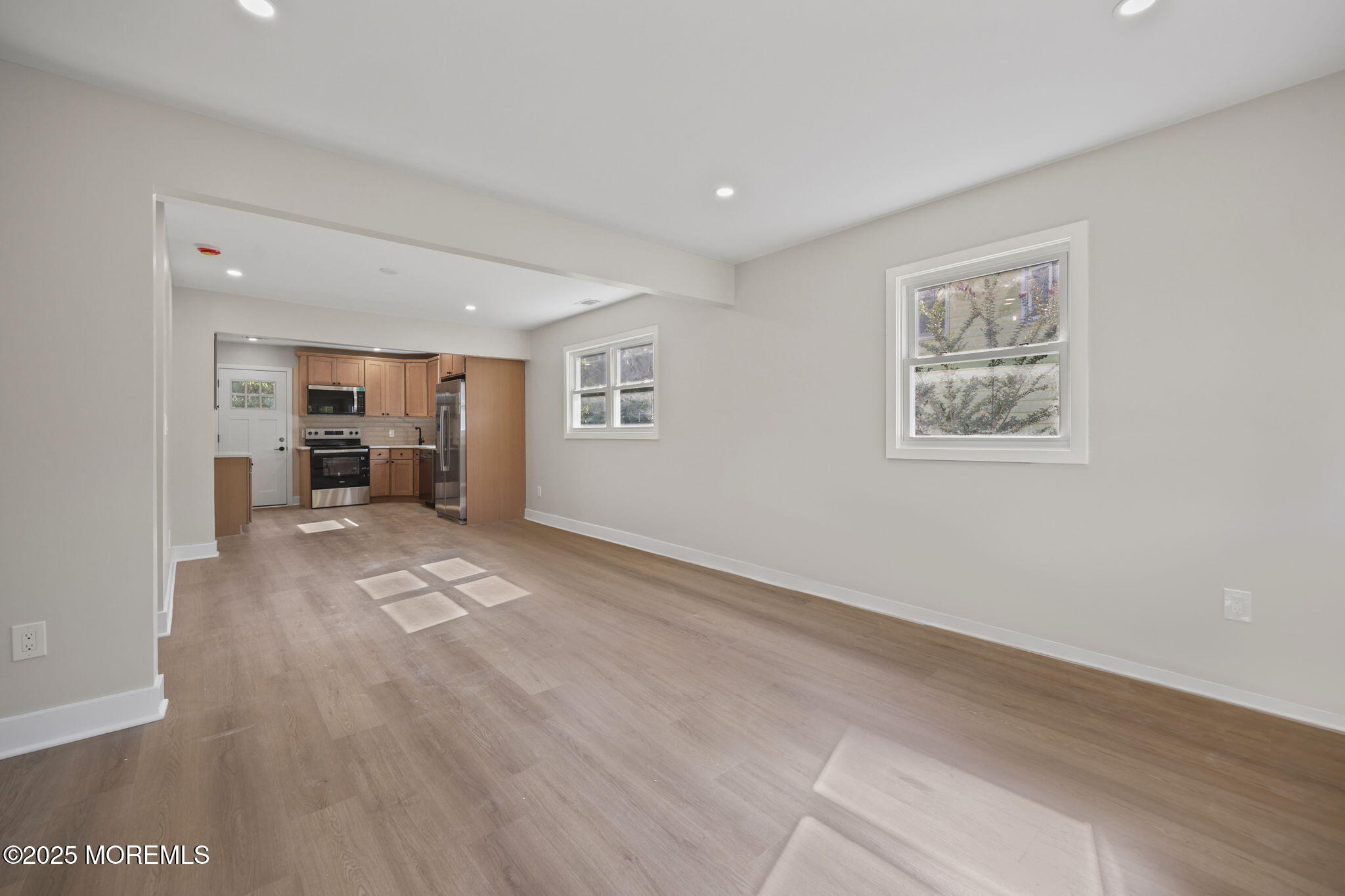 18 East 3rd Street Howell, NJ 07731 - Photo 3 of 20 4-web-or-mls-LPM_5470