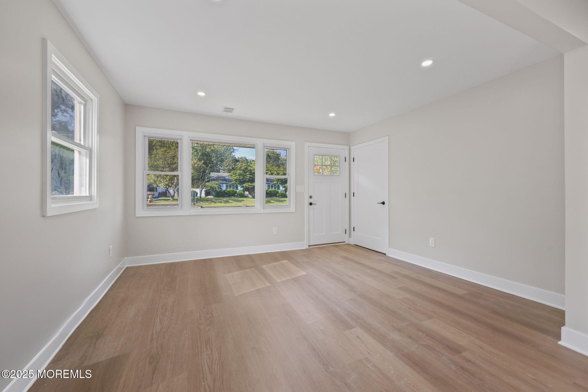 18 East 3rd Street Howell, NJ 07731 - Photo 6 of 20 6-web-or-mls-LPM_5475