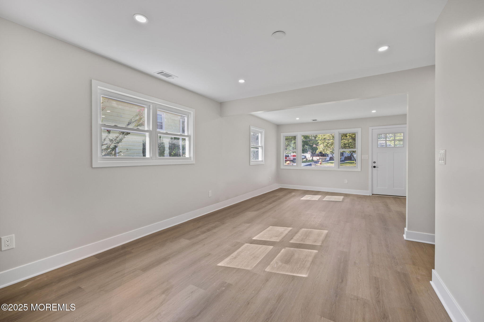 18 East 3rd Street Howell, NJ 07731 - Photo 7 of 20 7-web-or-mls-LPM_5480_1