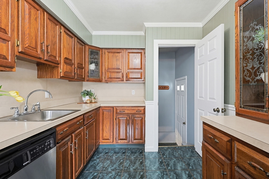 18 Roland Baxter Road North Attleboro, MA 02760 - Photo 13 of 42