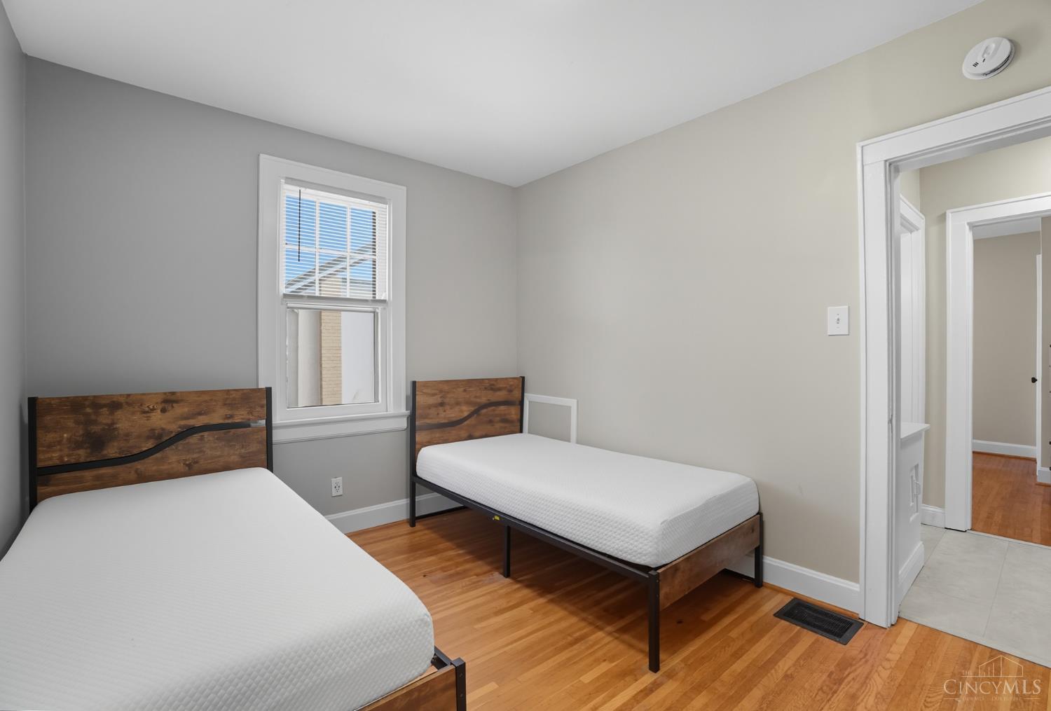 4352 Ridgeview Avenue Cincinnati, OH 45238 - Photo 42 of 70 Gallery Image 42