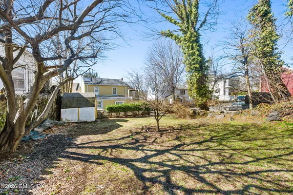 $799,000 | 15 Henry Street, Greenwich, CT 06830