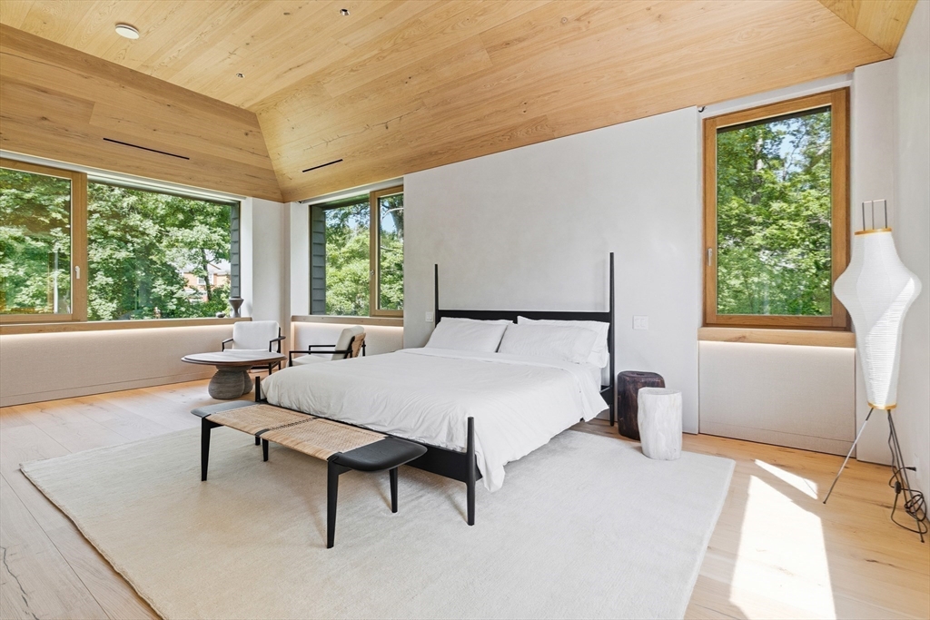 45 White Oak Road Wellesley, MA 02481 - Photo 17 of 34