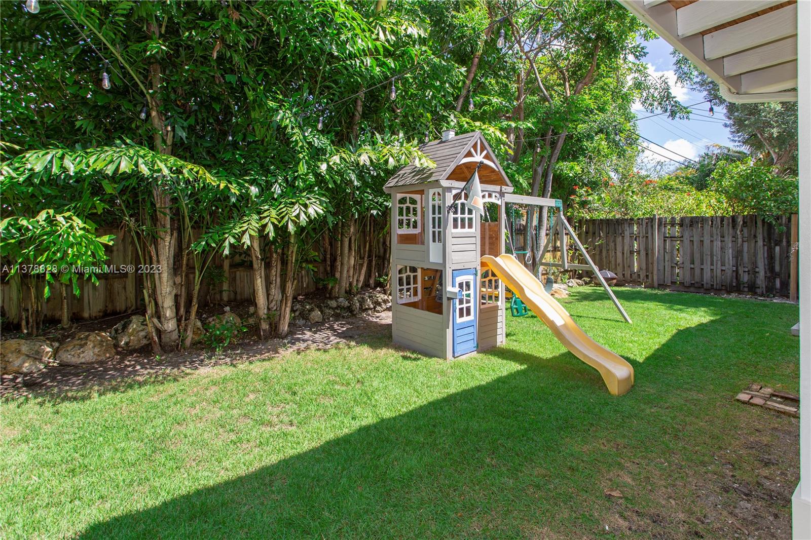 3371 Southwest 21st Street Miami, FL 33145 - Photo 19 of 23 a view of a house with a park