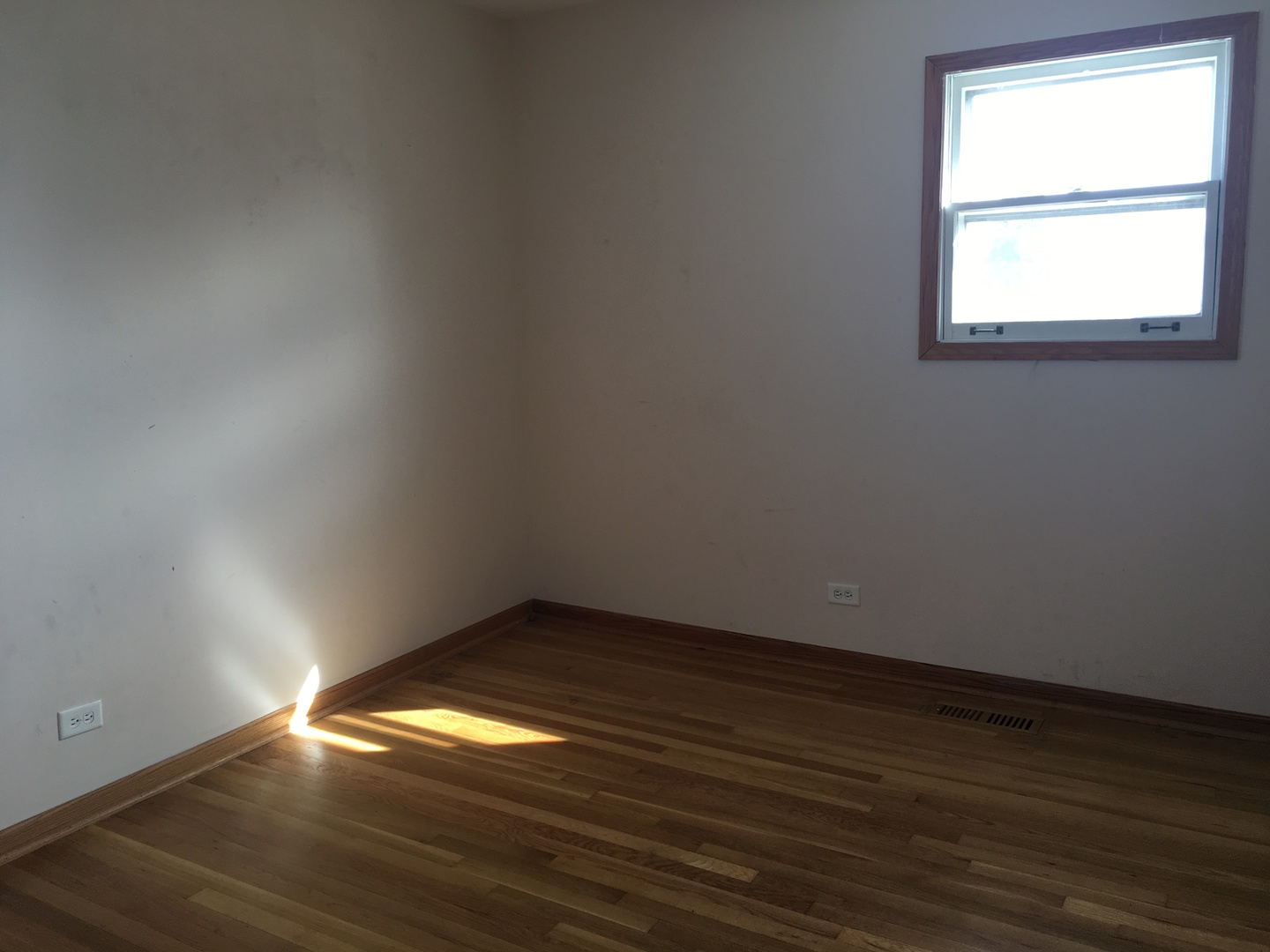 5912 Essex Road Oak Forest, IL 60452 - Photo 7 of 12