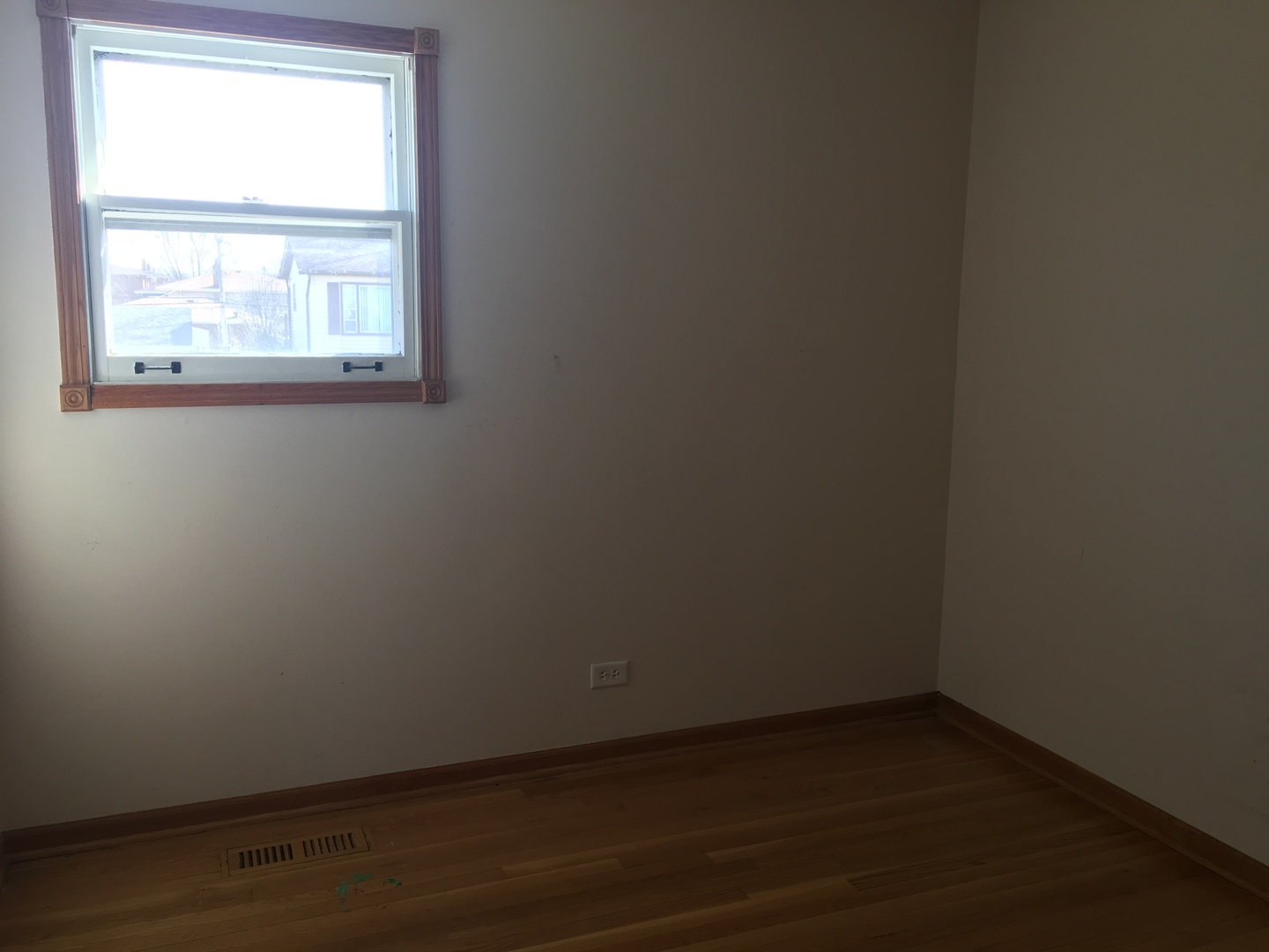 5912 Essex Road Oak Forest, IL 60452 - Photo 8 of 12