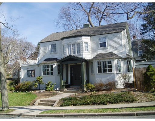 42 Oakwood Road Newton, MA 02460 - Photo 1 of 11 Gallery Image 1