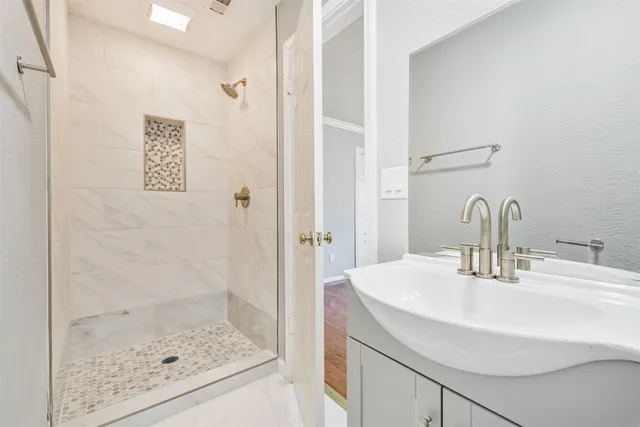 $3,500 | 12214 Cypresswood Drive, Houston, TX 77070