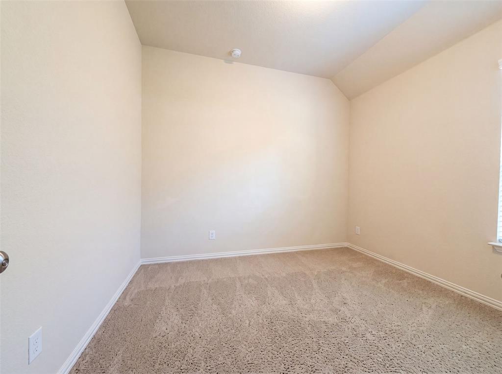 3005 South College Avenue Decatur, TX 76234 - Photo 10 of 18