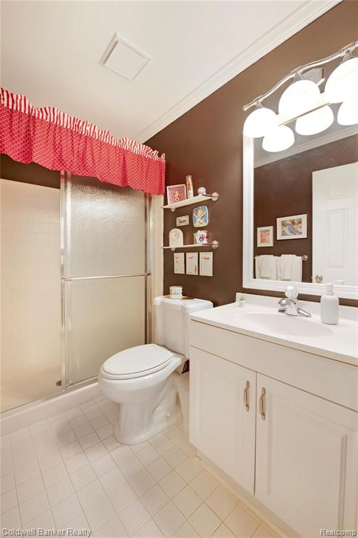 1314 Brook Lane Rochester Hills, MI 48306 - Photo 16 of 32