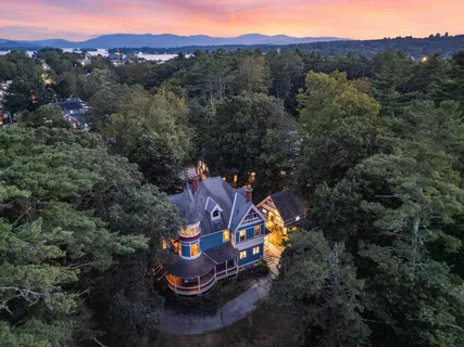 $1,399,000 | 68 Center Street, Wolfeboro, NH 03894