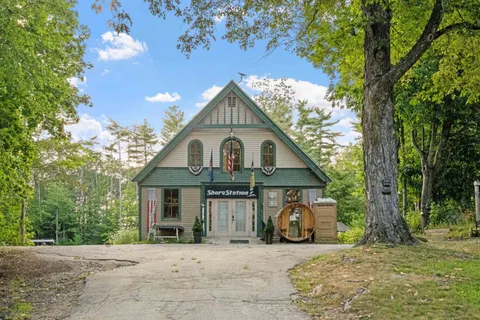 $1,399,000 | 68 Center Street, Wolfeboro, NH 03894