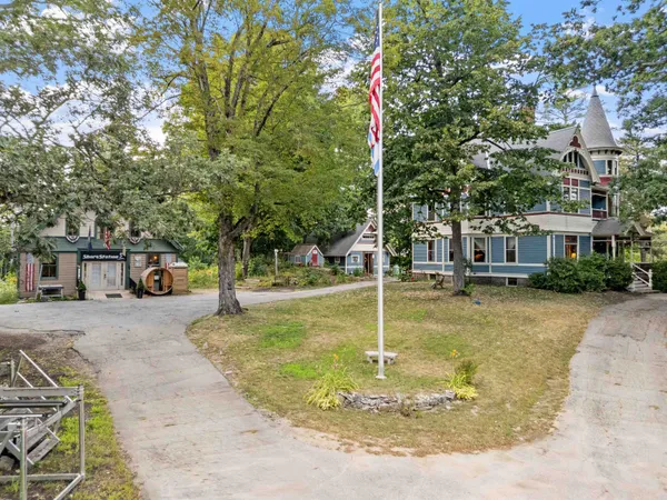 $1,399,000 | 68 Center Street, Wolfeboro, NH 03894