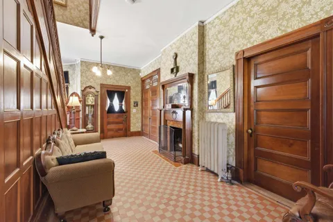 $1,399,000 | 68 Center Street, Wolfeboro, NH 03894