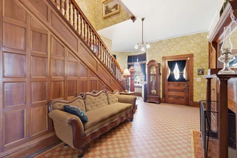 $1,399,000 | 68 Center Street, Wolfeboro, NH 03894