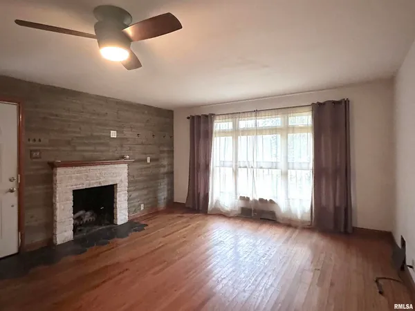 $134,000 | 1206 West Chautauqua Street, Carbondale, IL 62901