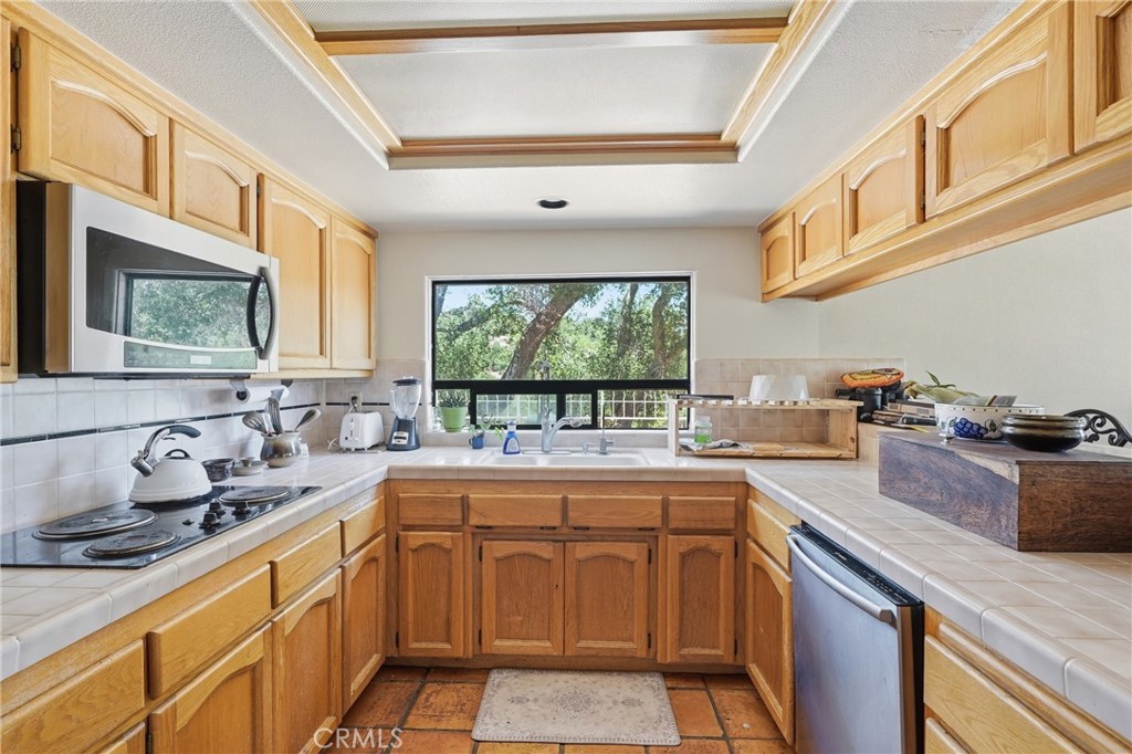 9875 Suey Creek Road Santa Maria, CA 93454 - Photo 10 of 72