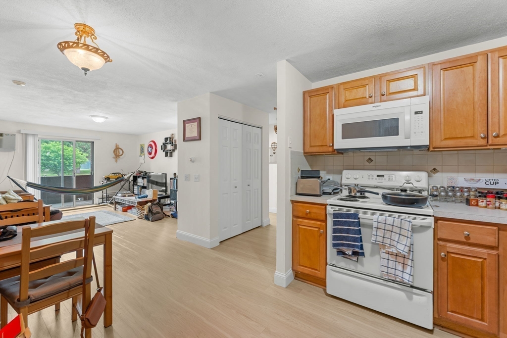 15 Davis Road, Unit B1 Acton, MA 01720 - Photo 7 of 29